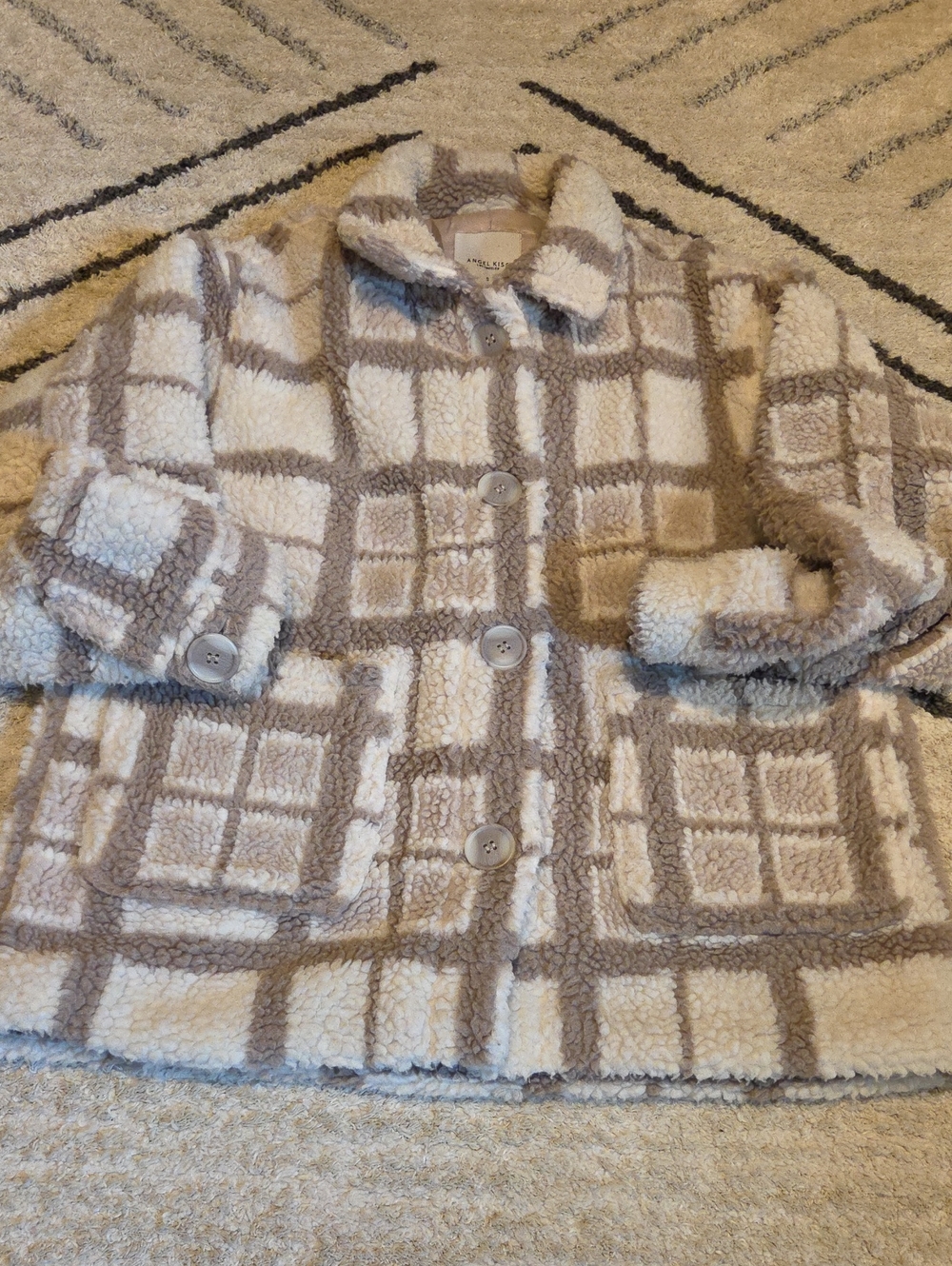 Angel Kiss Checked Teddy Jacket - Cream & Taupe
